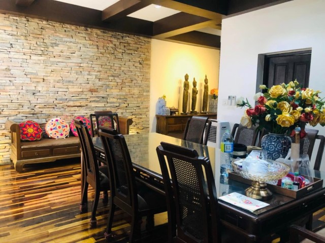ให้เช่าทาวน์โฮม4ชั้น โครงการGarden House Rama3 แอร์เฟอร์นิเจอร์ครบ มี4นอน5น้ำ1แม่บ้าน ราคาเช่าเดือนละ70,000บาทรายละเอียด-มี4ห้องนอน5ห้องน้ำ1ห้องแม่บ้าน1ห้องซักรีด-แอร์9เครื่อง เฟอร์นิเจอร์ครบ-เนื้่อที่34ตารางวา 400ตารางเมตร-จอดรถได้3คัน-ทำเลดีเดินทางไป สาทร 5 นาที /BTS ช่องนนทรี /BRT ถนนจันทน์/ทางด่วน/ห้างเซ็นทรัลพระราม3-โรงเรียนนานาชาติ King’s College , Shuberry International School , NSIS ****ราคาเช่าเดือนละ70,000บาท**