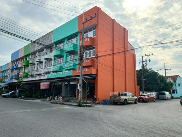 รร.ศรีวิทยา 2.3 กม.ตลาดโรงสี บางวัว โลตัส วัดบางเกลือ อาคารพาณิชย์ 3.5 ชั้นห้องมุม 3 นอน รีโนเวทใหม่ 24 ตร.วา.300 ตร.ม. ตลาดบูรพา 2.6 กม.