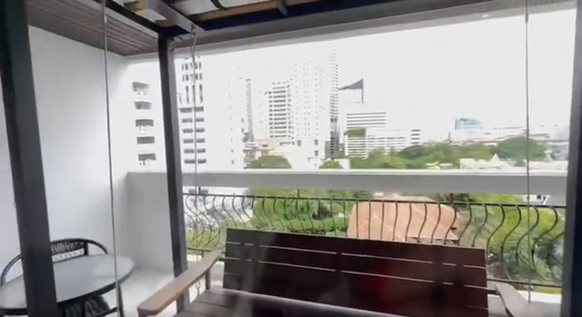 ขายคอนโด Prime Mansion One (ไพรม แมนชั่น วัน) เขตวัฒนา กรุงเทพที่ตั้ง : ซอยสุขุมวิท 33 ติด มหาลัย มศว คลองเตยเหนือ เขตวัฒนา กรุงเทพ ขนาดพื้นที่ : 248 ตรางเมตรรายละเอียดตึก prime mansion one ชั้น8 ห้อง8 B (เพลนเฮาส์)3นอน 4 น้ำ บวก 1 ห้องแม่บ้าน เช่า 130,000 บาท/ เดือนสิ่งอำนวยความสะดวก- ลิฟต์- ที่จอดรถ- สระว่ายน้ำ- ห้องออกกำลังกาย- ซาวน่า- ประตูคีย์การ์ด- CCTV- เจ้าหน้าที่รักษาความปลอดภัย 24 ชั่วโมงสถานที่ใก�