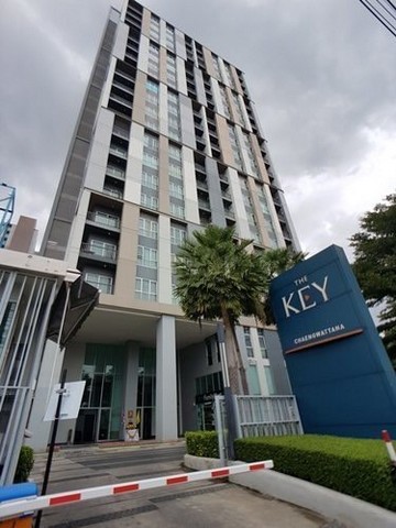 LV4290 ขาย คอนโด เดอะ คีย์ แจ้งวัฒนะ THE KEY CHAENGWATTANA ติดรถไฟฟ้าราคาขาย : 2.2 ล้านบาท  ที่ตั้ง : ถนนแจ้งวัฒนะ (เยื้องทางเข้าเมืองทองธานี) ตำบลบางตลาด อำเภอปากเกร็ด จังหวัดนนทบุรีชื่อโครงการ : คอนโด เดอะ คีย์ แจ้งวัฒนะ THE KEY CHAENGWATTANAรายละเอียด : - ขนาด 33 ตร.ม.- ห้อง แบบ Studio - ชั้น 14 อาคาร A- 1 ห้องนอน - 1 ห้องน้ำ - ห้องรับแขก มีระบบ blutooth เข้าออกอาคาร และคีย์การ์ด- เฟอร์นิเจอร์และเครื่องใช้ไฟฟ้า ครบชุด �