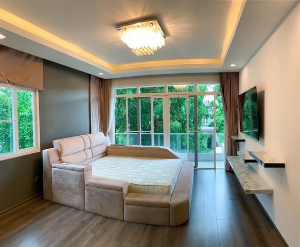 LVPP53005 ให้เช่า บ้านของ L&H โครงการมัณฑนาศรีนครินทร์-ร่มเกล้า อยู่ใกล้สนามบินสุวรรณภูมิ