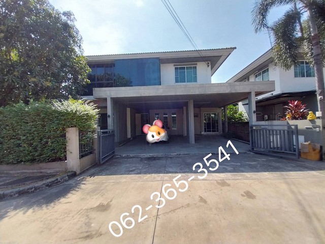 ขายบ้านเดี่ยว หมู่บ้าน ฮาบิเทีย เวนต์ ปัญญาอินทรา  ขายด่วน ราคาดีที่สุดมีเพียงหลังเดียวเท่านั้น มีต้นไม้ล้อมรอบ ร่มรื่นแม้ไม่ต้องเปิดแอร์ตั้งอยู่บน ถนนปัญญาอินทรา แขวงสามวาตะวันตก เขตคลองสามวา กรุงเทพฯ เจ้าของโครงการโดย แสนสิริ***ราคาพิเศษจาก 6,950,000 ลดเหลือเพียง 6,750,000 บาทเท่านั้น  (ปรับลดจาก 7,500,000 บาท)******ราคาดีแบบนี้ ไม่มีอีกแล้ว ต้องรีบคว้าบอกเลย!!!!จุดเด่น: มีส�