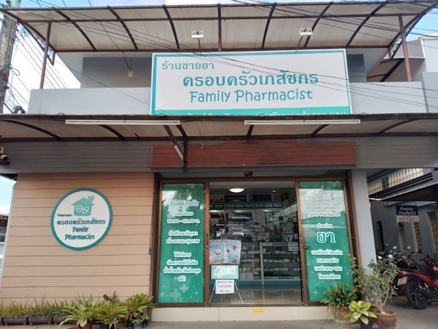 อาคารพาณิชย์ 2 ชั้นให้เช่า ซอยสนามบินเก่า ต.สุเทพ อ.เมือง จ.เชียงใหม่รหัส AOM 1637อาคารพาณิชย์ 2 ชั้นให้เช่า ซอยสนามบินเก่า ต.สุเทพ อ.เมือง จ.เชียงใหม่ 2 ห้องน้ำ , มีแอร์ทั้ง2ชั้น พื้นที่ใช้สอย 60 ตารางเมตรเหมาะทำ Office สำนักงาน ร้านขายของ ทำเลดี เดินทางสะดวก ย่านธุรกิจใกล้นิมมานใกล้เมญ่าใกล้สนามบินใกล้มหาวิทยาลัยเชียงใหม่ตั้งอยู่หน้าทางเข้ากองบิน 41ค่าเช่า 20,000  บาท ประก�