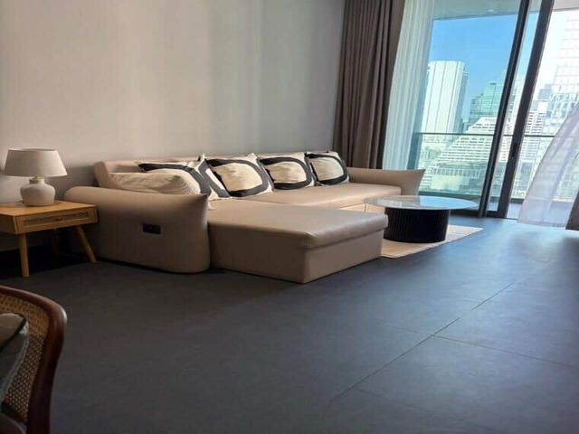Tait Sathorn 12.BTS: St. Louis Size: 98.5 sqm., 2 bedrooms, 2 bathrooms Floor: 21 unblocked view Rental price: 147,750baht/month Ref.: 278405Listing Detail: www.rent-bangkok-condo.com/properties/278405Co-agents are welcome. - - -Contact us for more information or arrange a viewing:Email. rbc.rentbangkokcondo@gmail.comCall. 066-0588-655Line ID: @rentbangkokcondohttps://lin.ee/9cMeMxeWhatsapp: 0660588655Wechat 微信: rentbangkokcondo