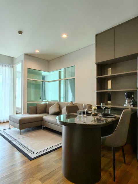 Ivy Thonglorr Private quiet comfortable 15th floor BTS Thonglor
