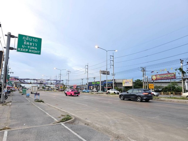 ขายที่ดินติดถนน​พุทธสาคร ..ที่ดินกระทุ่มแบน ที่ดินติดถนนสมุทรสาครทำเลดี..ราคาWoww..มากผังเมืองสีส้มต.สวนหลวง อ.กระทุ่มแบน จ.สมุทรสาครโฉนด 7 แปลงรวมเนื้อที่ 8,034.2 ตร.วหรือ 20ไร่ 34.2 วาโฉนดปลอดภาระ1. เนื้อที่ 400.5 ตร.ว2. เนื้อที่ 400 ตร.ว3. เนื้อที่ 374 ตร.ว4. เนื้อที่ 1,174 ตร.ว5. เนื้อที่ 1,175 ตร.ว6. เนื้อที่ 332.7 ตร.ว7. เนื้อที่ 4,178 ตร.วขายวาละ 30,000 บาทมูลค่ารวม 241,026,000 บาทหน้ากว้างติดถนนพุทธสาคร 17 เมตรห่�