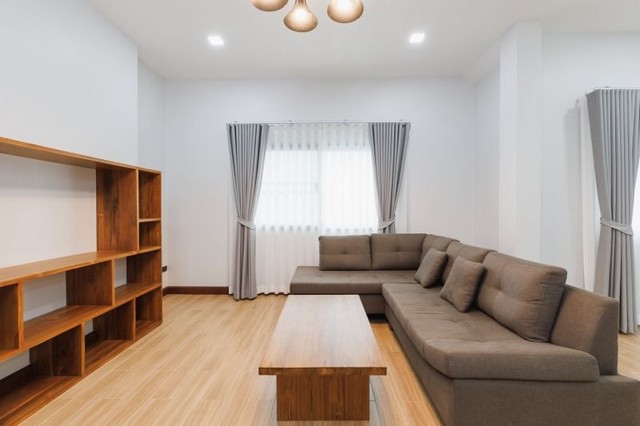 บ้านสวยใกล้เมือง รีโนเวทใหม่ เฟอร์ครบ สามารถต่อเติมเพิ่มได้ แม่เหียะ