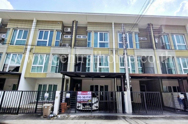 P1 ทาวน์โฮม 3 ชั้น เบล็สทาวน์ ศรีสมาน - ติวานนท์ ใกล้ทางด่วนศรีสมาน