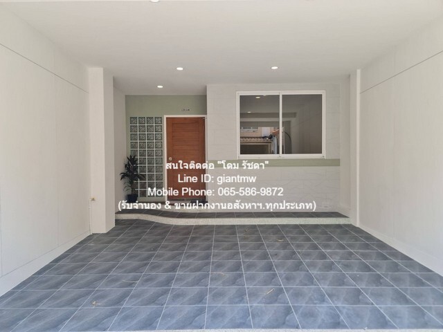ทาวน์โฮม ขายทาวน์โฮม 3 ชั้น (รีโนเวทแล้ว) ม.ทรัพย์หมื่นแสน ซ.นวลจันทร์ 36 4 Bedroom 3500000 THB ใกล้กับ สถานีรถไฟฟ้าสีชมพู รามอินทรา กม.6, โรงเรียนนวมินทร์ราชูทิศ และตลาดนัดเลียบทางด่วน ราคานี้คุ้มยิ่งกว่าคุ้ม 1. เป็นทาวน์โฮมที่รีโนเวทเรียบร้อยแล้ว เ