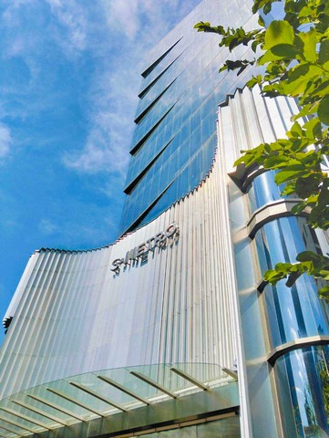 ให้เช่าอาคารเอส เมโทร สำนักงานเกรด PREMIUM LUXURY พร้อมเฟอร์นิเจอร์ BTS พร้อมพงษ์ราคาพิเศษรายละเอียดทรัพย์ : กดดูภาพเพิ่มเติม : https://bit.ly/3OX2rT7https://www.winnerestateplus.com/ติดต่อคุณเปี๊ยก Winner Tel: 099-494-6599 ให้เช่าอาคารเอส เมโทร (เมโทรโพลิส) สำนักงานให้เช่าเกรด PREMIUM LUXURY บนถนนสุขุมวิทที่หรูหราที่สุดในกรุงเทพฯ อาคารเอสเมโทร (อาคารเมโทรโพลิส) สถาปัตยกรรมสไตล์คลาสสิค โมเดิร์นผสมผสานกัน เพดานออฟฟิศที่สูง�