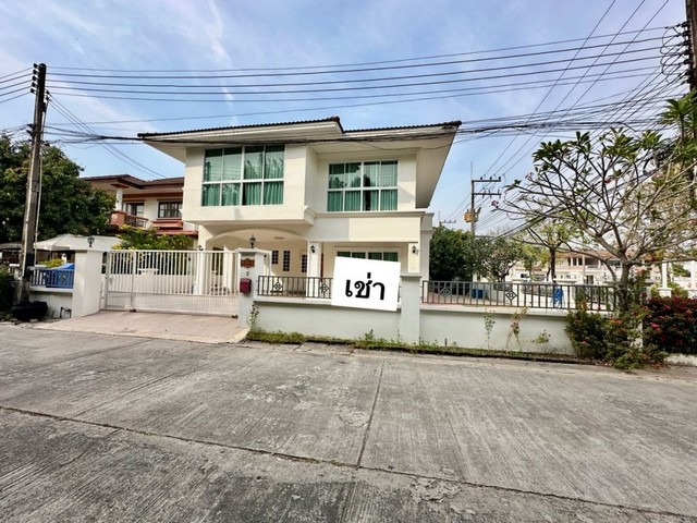 บ้านเช่าในศรีราชา บ้านเดี่ยว 3 นอน มบ.อัมพรเพลส ศรีราชา - ไร่กล้วย TP-H0938