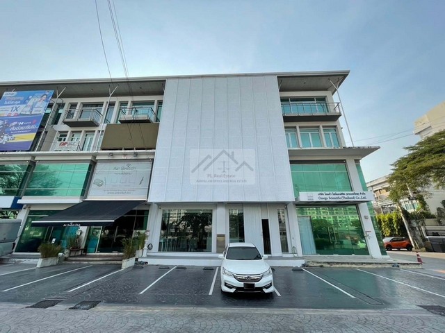 ให้เช่าสำนักงาน 4 ชั้น 2 คูหา พื้นที่ประมาณ 480 ตรม โครงการ H cape 1 สุขาภิบาล 2 ประเวศ ตกแต่งหรูหรา ใกล้สนามบินสุวรรณภูมิ ** จดทะเบียนได้