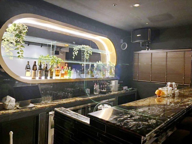 อาคารพาณิชย์ รร.นานาชาติเอกมัย 500ม.ให้เช่าชั้น 1-2 ใจกลางเอกมัย  2นอน 1 น้ำย่านธุรกิจ เหมาะสำหรับประกอบธุรกิจทำบาร์ คาเฟ่ ร้านอาหาร