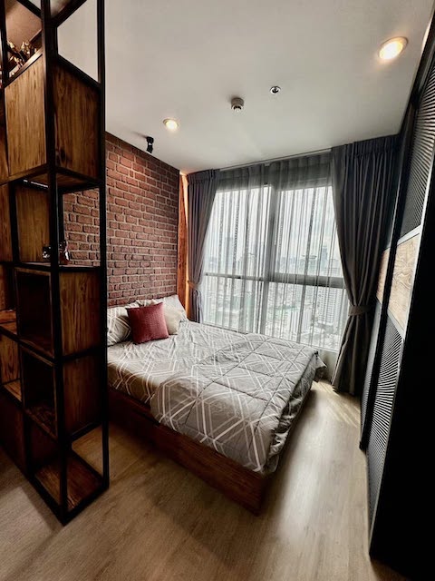 Ideo Q Chula Samyan Private comfortable peaceful 30th floor MRT Samyan