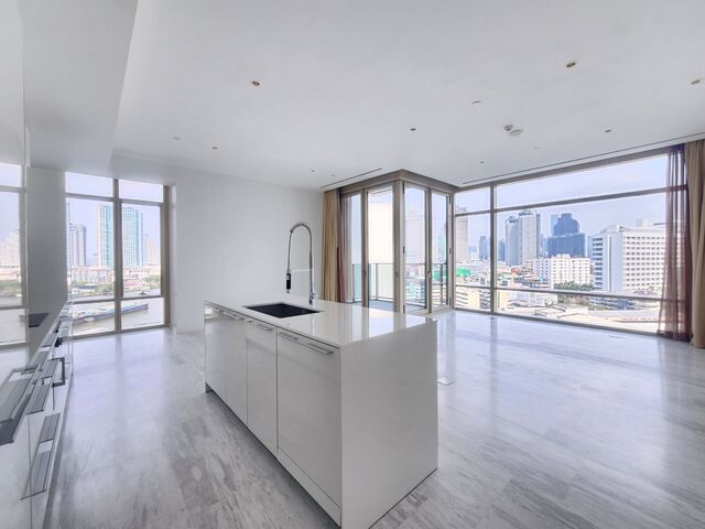 Four Seasons Private ResidencesBTS: Saphan TaksinSize: 129.19 sqm., 2 bedrooms, 2 bathrooms Floor: 8 Rental price: 150,000 baht/month Selling price: 33,540,000 bahtRef.: 281822Listing Detail: www.rent-bangkok-condo.com/properties/281822Co-agents are welcome. - - -Contact us for more information or arrange a viewing:Email. rbc.rentbangkokcondo@gmail.comCall. 066-0588-655Line ID: @rentbangkokcondohttps://lin.ee/9cMeMxeWhatsapp: 0660588655Wechat 微信: rentbangkokcondo