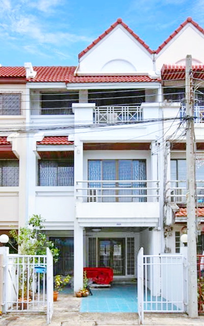 ติดถนน ทาวน์เฮาส์ 3 ชั้น Centralแจ้งวัฒนะ700ม.MRT เลี่ยงเมืองปากเกร็ด400ม. แจ้งวัฒนะ-ปากเกร็ด 11-17 20 ตร.วา.222 ตรม. 