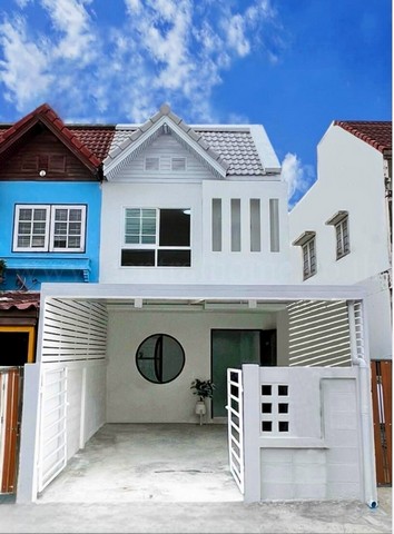 P1 ทาวน์เฮ้าส์ อุบลชาติ รัตนาธิเบศร์ - ไทรม้า พร้อมอยู่ หลังริม