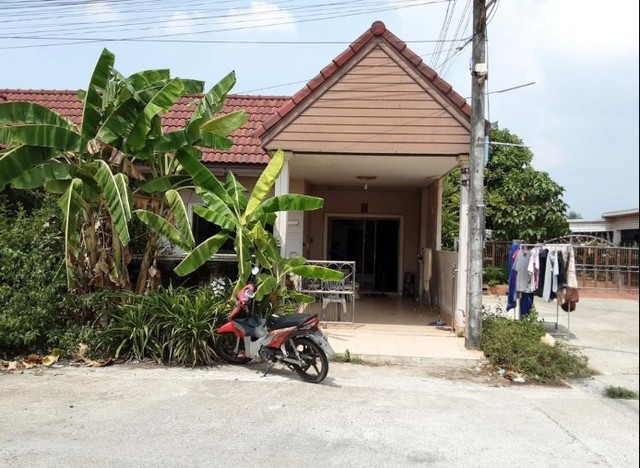 ขายทาวน์เฮ้าส์ หมู่บ้านสกายปาร์ค ลพบุรีราเมศวร์ ตำบลท่าช้าง อำเภอบางกล่ำ สงขลา