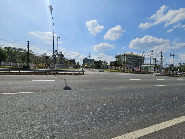 ขายที่เปล่าจันทบุรีติดถนนสุขุมวิท หน้ามหาวิทยาลัยราชภัฏ ติดสถานีวิทยุแห่งประเทศไทย
