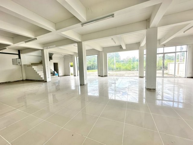 อาคารพาณิชย์ 4 คูหา ทำเลดีมาก ติดถนนหลัก โซนศรีราชา ใกล้สวนเสือ FP-B0292