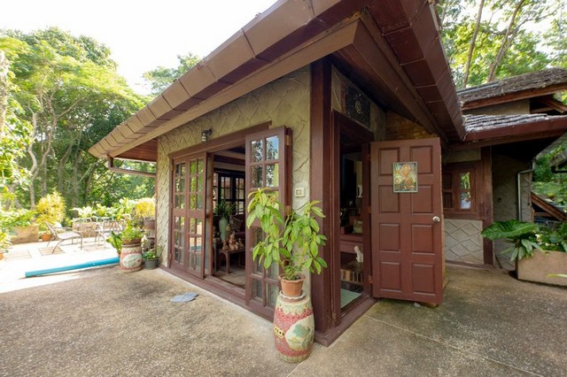 ลดราคาขายบ้าน 2 ชั้น สไตล์ล้านนาคลาสสิค แม่แรม แม่ริม