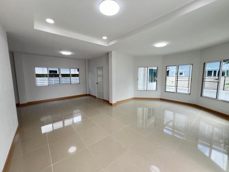 บ้านธนาพรเลคโฮม 3.69 ล้านบาท #วงแหวนรอบ3 #MillHill #บ้านคุณภาพ #เดินทางสะดวก #ของงแถมอีกมากมาย