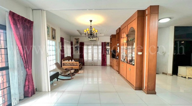 P1 บ้านเดี่ยว 3 ชั้น พร้อมที่ดิน ดอนเมือง ใกล้นานาชาติฮาร์โรว์