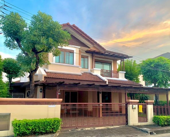 บ้านเดี่ยว 2 ชั้น หมู่บ้าน เศรษฐสิริ วงแหวน สุขาภิบาล 2 (โครงการคุณภาพจากแสนสิริ) สังคมดี เฟอร์นิเจอร์ครบ