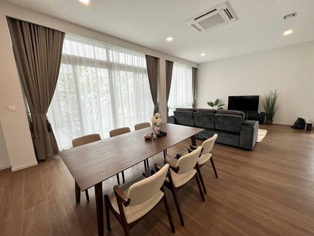 ให้เช่าบ้านเดี่ยว 3ชั้น โครงการ VIVE พระราม 9 ขนาด 72 ตรว 324 ตรม  อยู่ใกล้ Club House,สระว่ายน้ำ โครงการจาก​ Land​&Houses พร้อมเข้าอยู่