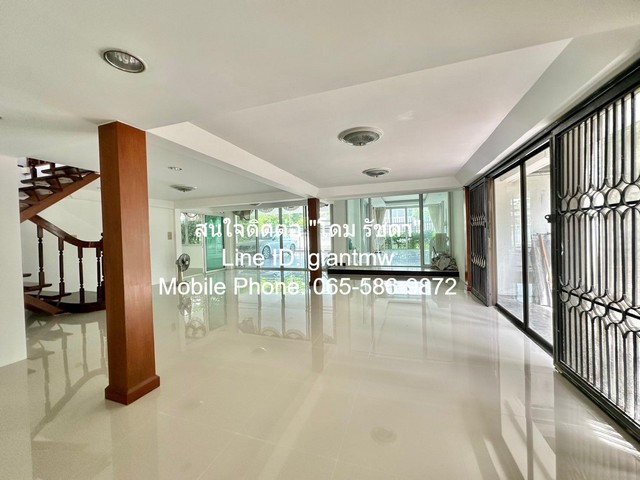 บ้าน บ้านเดี่ยว พระราม 9 38000000 thb 5 BR 5 BR ใหญ่ขนาด 0 ไร่ 1 ngan 31 sq.wa   ^^ บ้านเพิ่งรีโนเวท พร้อมอยู่ ราคาดี ทำเลดี แปลงหัวมุม ใกล้สิ่งอำนวยความสะดวกมากมาย มี สามารถใช้ทางเข้า-ออกได้หลายทาง และเหมาะสำหรับผู้ที่ต้องการบ้านเดี่ยวในทำเลที่ดีมาก