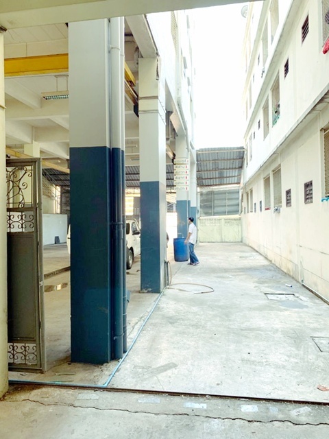 บางบอน1  MRT บางแค 5.2กม.ให้เช่าโกดัง โรงงาน 500 ตร.ม. บางขุนเทียน ใหม่ ประตูใหญ่ รถใหญ่ 10 ล้อ  จอดรถได้หลายคัน