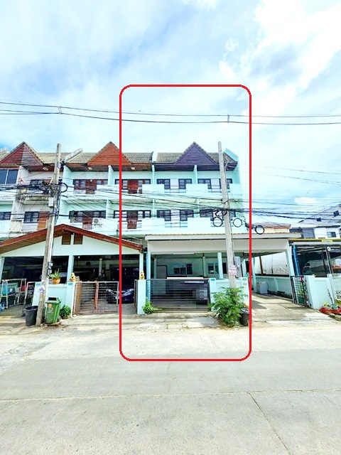 ตลาดถนอมมิตร 600ม. MRT วัชรพล 1.2 กม.ให้เช่าทาวน์โฮม 3.5 ชั้น 20 ตร.วา.221ตร.ม.รามอินทรา61-67
