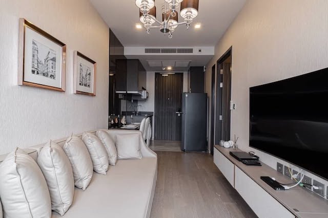 Ashton Asoke Safe peaceful comfortable 27th floor BTS Asoke