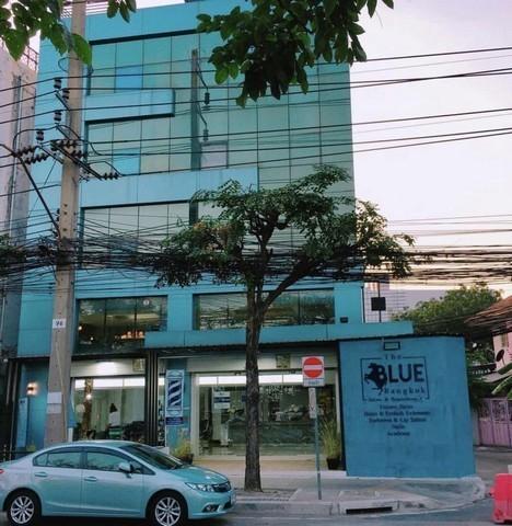 ให้เช่าอาคารพาณิชย์ 5 ชั้น ถนนเจริญนคร ตกแต่งพร้อมใช้งาน เหมาะทำโชว์รูม สำนักงาน หรือธุรกิจอื่นๆ