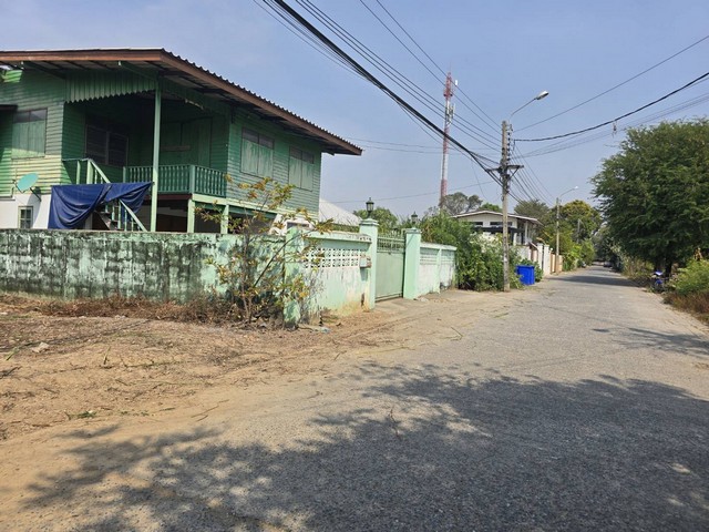 รหัส:  ที่ดินปากเกร็ดน้าวิ ขายด่วน พื้นที่ดิน -   25000 THB  ขนาด = 100 SQ.WA 0 ngan 0 RAI น่าอยู่