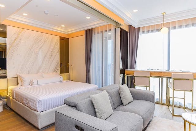 Ashton Chula Silom Private clean private 44th floor MRT Samyan