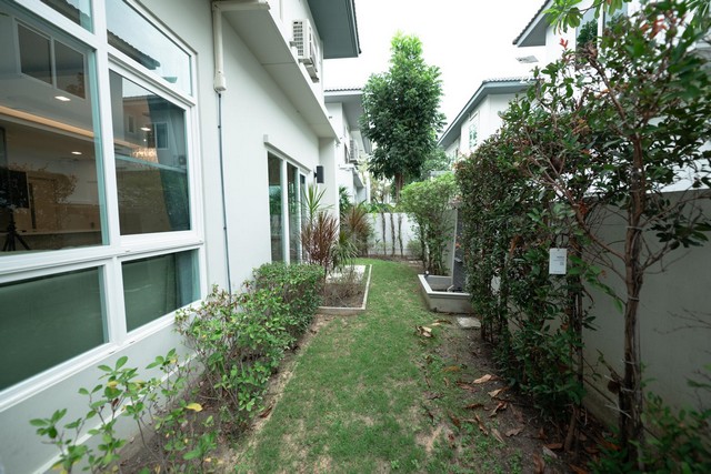 ขายหรือให้เช่า มัณฑนา บางนา-วงแหวน (ซอยรามคำแหง2 ตรงข้ามเมกาบางนา)
