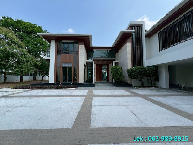 บ้านเดียวสุดหรู 5 ห้องนอน 6ห้องน้ำ สระว่ายน้ำ นวธานี เกษตรนวมินทร์ ขนาดพื้นที่ใช้สอย 935 ตร.ม. 