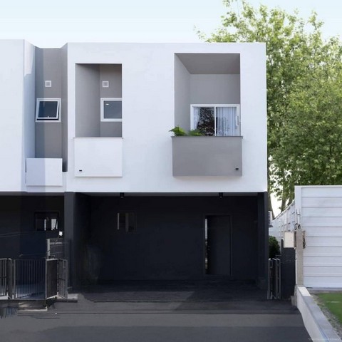 ทาวน์โฮม 2 ชั้น (บ้านเปล่า) สันพระเนตร สันทราย      