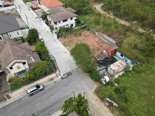 พื้นที่ดิน ที่ดินใกล้เซ็นทรัลแจ้งวัฒนะ ราคาเช่า 20,000 บ/ด  ให้เช่าที่ดินสวย ทำเลดี ใกล้เซ็นทรัลแจ้งวัฒนะ & BTS แจ้งวัฒนะ-ปากเกร็ด ขนาดพื้นที่ 85 ตรว. 20000 บาท. ใกล้ ใกล้เซ็นทรัลแจ้งวัฒนะ ราคาเช่า 20,000 บ/ด  ให้เช่าที่ดินสวย ทำเลดี ใกล้เซ็นทรัลแจ้ง