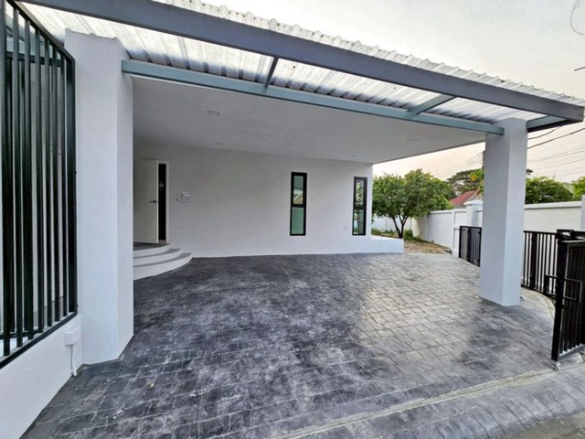 บ้านสวย ทำเลดี รีโนเวทใหม่ มี 2 หลัง โซนแม่เหียะ   