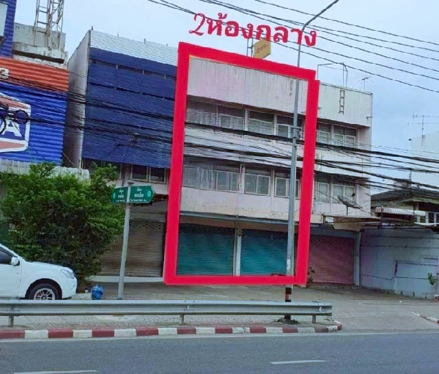 ขาย-เช่าอาคาร 3 ชั้น สนามกีฬาธูปะเตมีย์ สายไหม 2 คูหา BTS แยก คปอ. 1.5กม. รวมชั้นลอยดาดฟ้า 576 ตร.ม ติดถนนใหญ่  6นอน เซียร์ รังสิต 2.5 กม.
