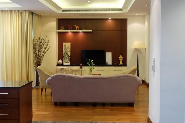 ให้เช่ารอยัล เรสซิเดนท์ พาร์ค (ตึกไม่ได้รับผลกระทบจากแผ่นดินไหว) Royal Residence Park คอนโดสวยพร้อมอยู่