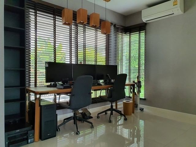ให้เช่าบ้านเดี่ยว2ชั้น4นอนโครงการมัณฑนาเลควัชรพลสุขาภิบาล5 - สายไหม
