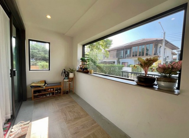 LV53139 ขาย บ้านเดี่ยว บุราสิริ พัฒนาการ Burasiri Pattanakarn ถ.พัฒนาการ 87 ตกแต่งเรียบหรูแนว Modern Luxury ด้วยหินอ่อนนำเข้าทั้งหลัง