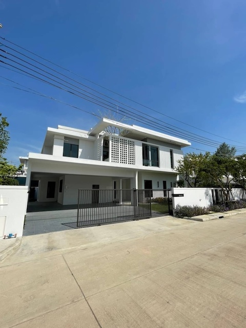 BH3570 ให้เช่าบ้านเดี่ยวหรู 2 ชั้น ติด Lake โครงการมัณฑนา กม.15 พูลวิลล่า เฟอร์ครบ พร้อมอยู่