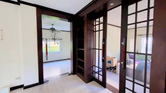 Vายและให้เช่าบ้านเดี่ยว 2 ชั้นใกล้แยกทับมาติดถนนสาย36 ระยอง