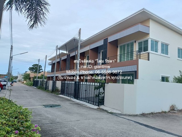 SALE TOWNHOUSE เป็นทาวน์โฮม 2 ชั้น สภาพใหม่ อยู่ในทำเลที่ดี ใกล้สนามบินหัวหิน เหมาะสำหรับผู้ที่ต้องการบ้านพักอาศัยที่อยู่ท่ามกลางสิ่งอำนวยความสะดวกในทุกมิติ 12 ห้องนอน 12 BR 9000000 บ. ใกล้ ท่าอากาศยานหัวหิน ราคาดีเยี่ยม!