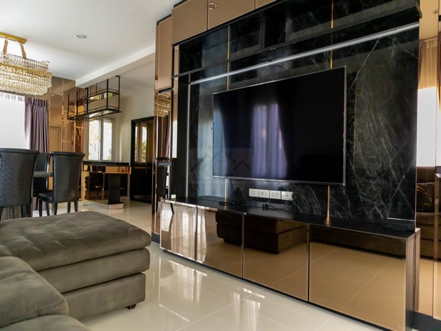 ขายบ้านเดี่ยว 2 ชั้นหลังมุม 67.4 ตรว. โครงการภัสสร เพรสทีจ ลุกซ์ พัฒนาการ 44 เฟอร์บิ้วอินทั้งหลัง