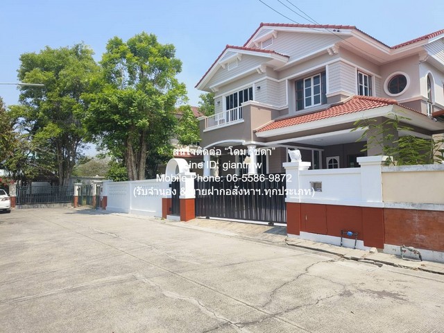 บ้าน ขายบ้านเดี่ยว 2 ชั้น รีโนเวทแล้ว ในหมู่บ้าน ถ.รังสิต-นครนายก คลอง 2 72.20 ตร.ว. (ใกล้ฟิวเจอร์พาร์ค รังสิต) ราคา 5.49 ล้านบาท (โอนฟรี) ใหญ่ขนาด 0 Rai 0 งาน 72 SQ.WA  5490000 B. ไม่ไกลจาก ฟิวเจอร์พาร์ค รังสิต  สวย